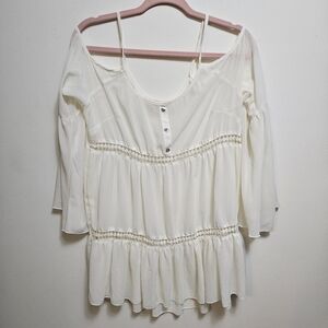 So Rad Med Ivory Cold Shoulder blouse with‎ bell sleeves